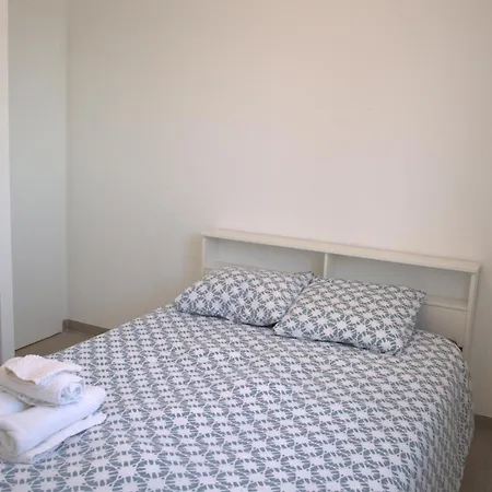Trio Home,3 Chambres, Parking Prive Gratuit, Wifi Debit, 10min La Rochelle,15min Ile De Re Villa