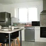 Trio Home,3 Chambres, Parking Prive Gratuit, Wifi Debit, 10min La Rochelle,15min Ile De Re
