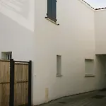 Trio Home,3 Chambres, Parking Prive Gratuit, Wifi Debit, 10min La Rochelle,15min Ile De Re Vila