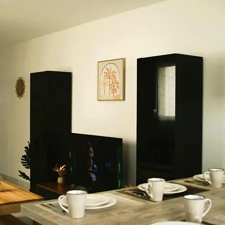 Trio Home,3 Chambres, Parking Privé Gratuit, Wifi Débit, 10min La Rochelle,15min île De Ré * Puilboreau