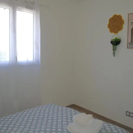 Trio Home,3 Chambres, Parking Prive Gratuit, Wifi Debit, 10min La Rochelle,15min Ile De Re Villa Puilboreau