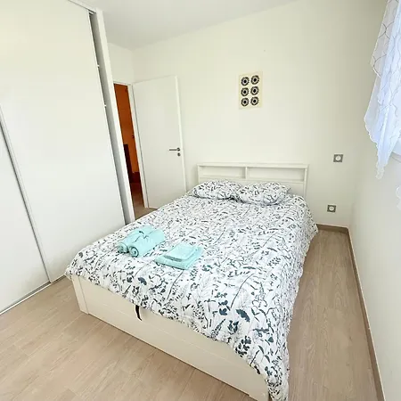Trio Home,3 Chambres, Parking Privé Gratuit, Wifi Débit, 10min La Rochelle,15min île De Ré * Puilboreau